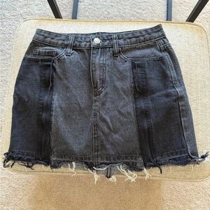 Stylish Black Denim Skirt